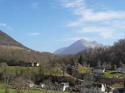 Superb Bearnaise Property and Maison d'Hotes in the rolling foothills of the Pyrenees. 